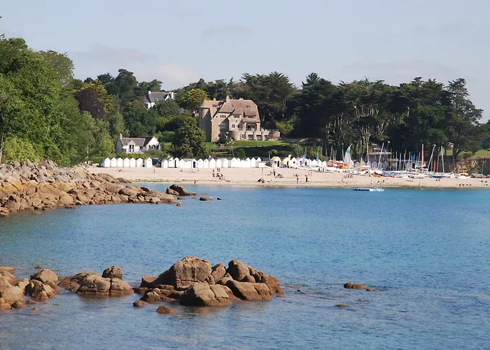 Hôtels à Névez